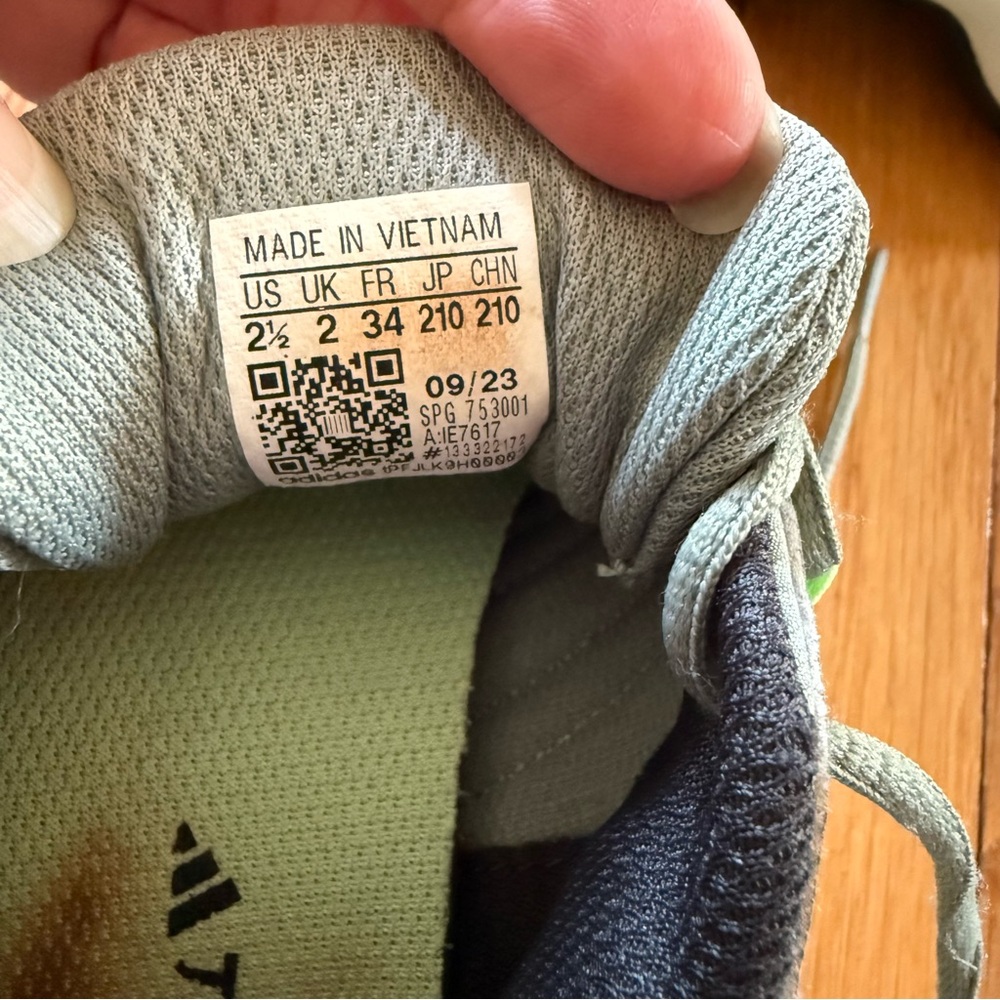 Adidas Kids Hiking Shoe - Picture 7 of 9